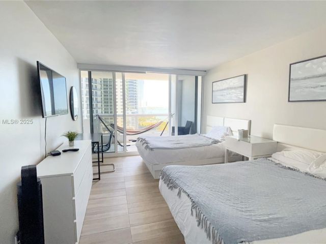 Квартира в аренду номерA-1951 - фото 5973184