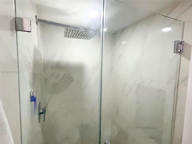 Квартира в аренду номерA-1951 - фото 5973186