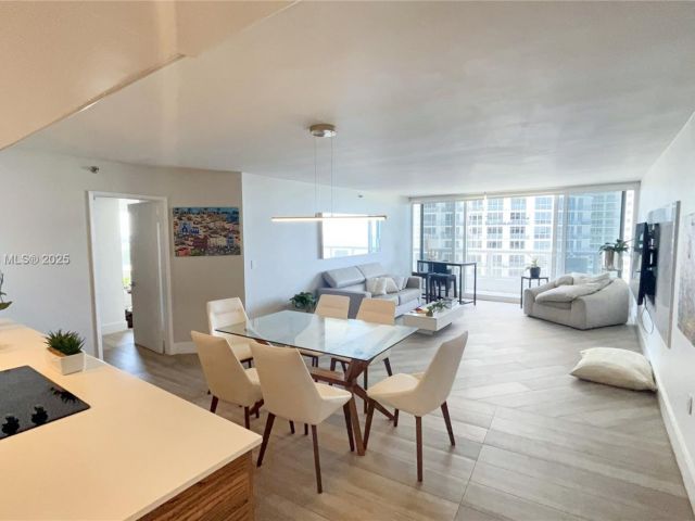 Квартира в аренду номерA-1951 - фото 5973197