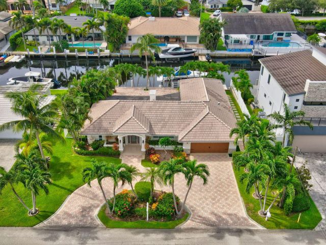 Продажа дома по адресу 742 Berkley Street - фото 6688812