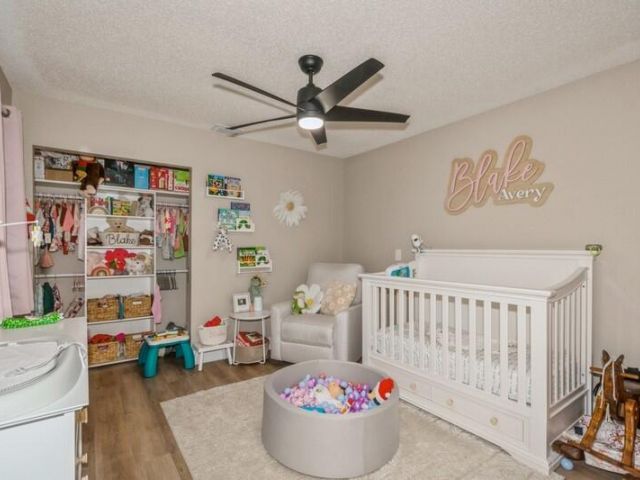 Продажа дома по адресу 1060 NW 19th Terrace - фото 5756002