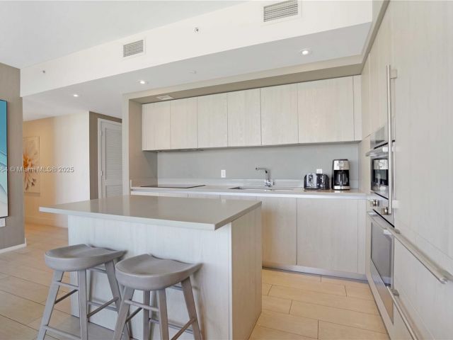 Продажа квартиры #R2604 - фото 5628256