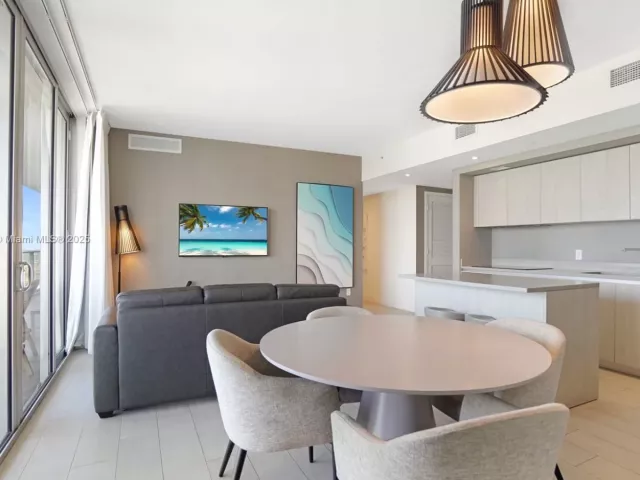 Продажа квартиры #R2604 - фото 5628261