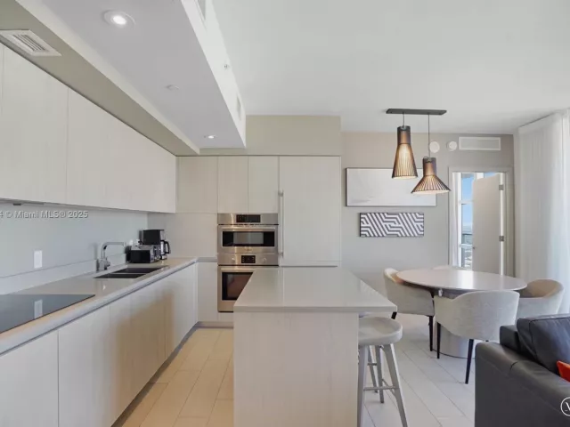 Продажа квартиры #R2604 - фото 5628264