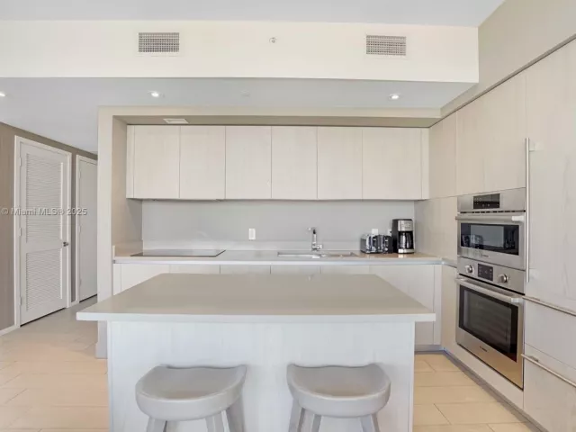 Продажа квартиры #R2604 - фото 5628254