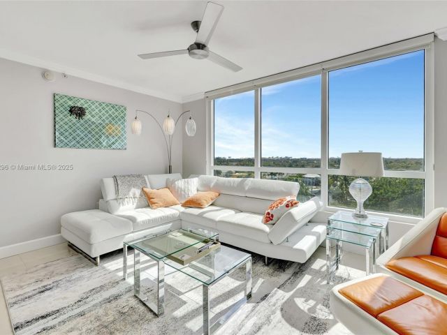 Продажа квартиры #702S - фото 5676716