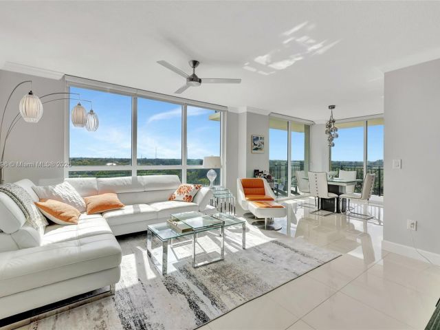 Продажа квартиры #702S - фото 5676718