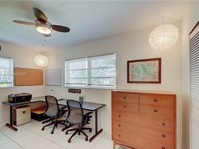 Продажа дома по адресу 1180 SW 4th Ter - фото 5539687