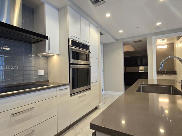 Продажа квартиры #2202 - фото 5914945