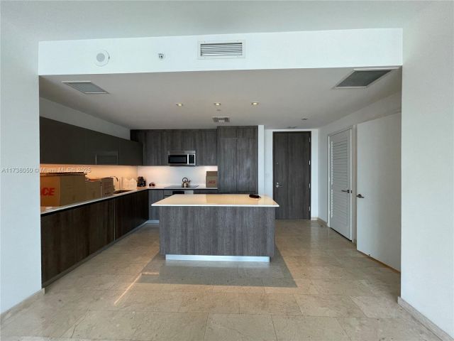 Продажа квартиры #2408 - фото 5608071