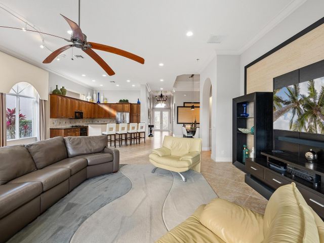 Продажа дома по адресу 10350 Terra Lago Drive - фото 5764641