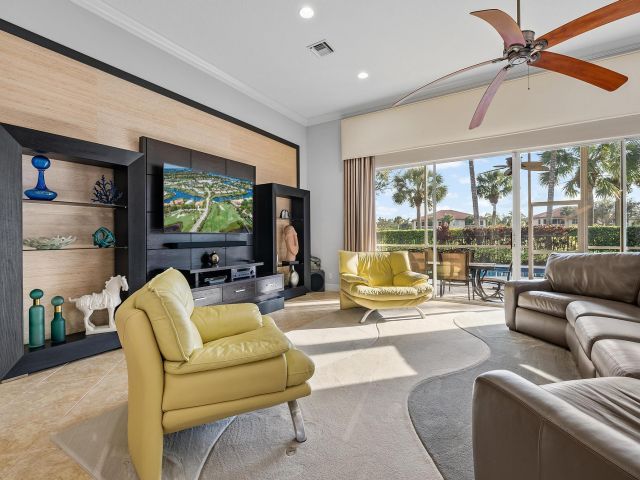 Продажа дома по адресу 10350 Terra Lago Drive - фото 5764642