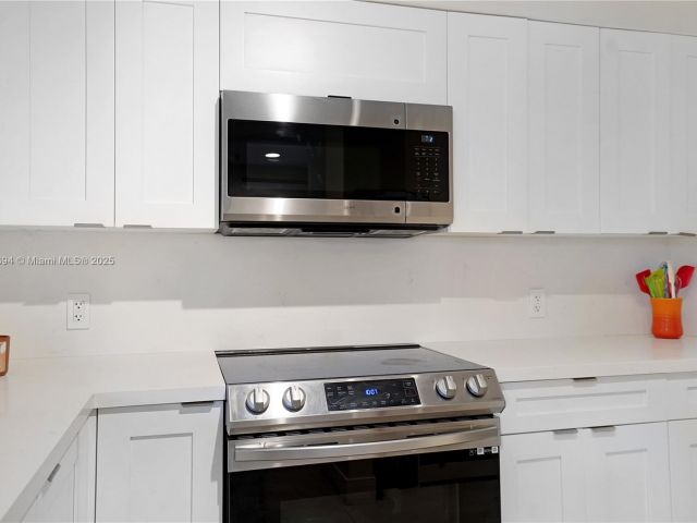 Продажа квартиры #704 - фото 5618811