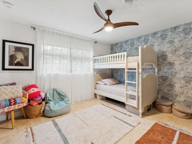 Продажа дома по адресу 951 Buchanan St - фото 5528480