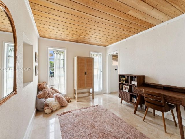 Продажа дома по адресу 951 Buchanan St - фото 5528485