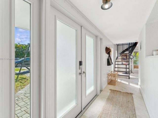 Продажа дома по адресу 951 Buchanan St - фото 5528495