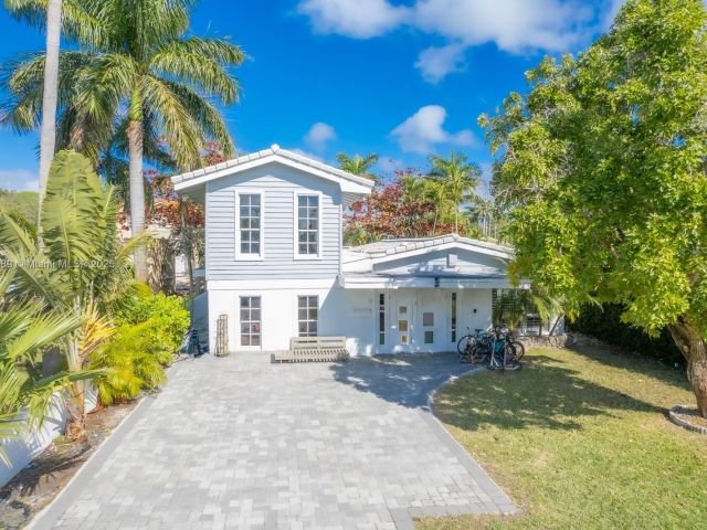 Продажа дома по адресу 951 Buchanan St - фото 5528497