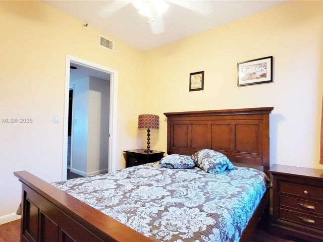 Продажа дома по адресу 369 Poinciana Dr 1115 - фото 5572310