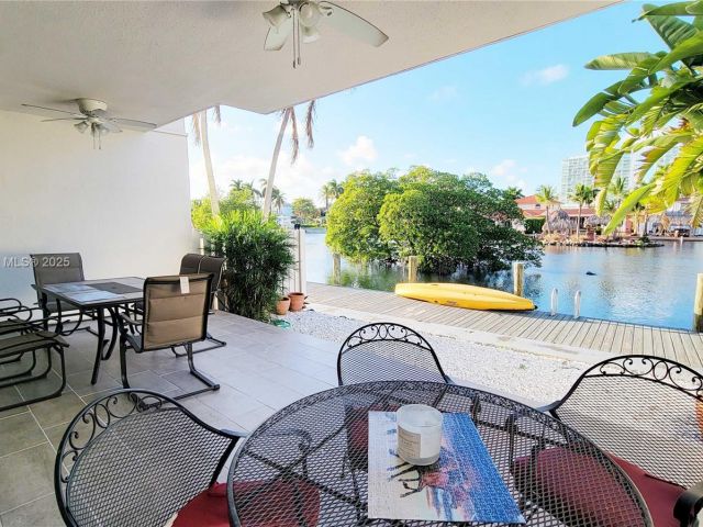 Продажа дома по адресу 369 Poinciana Dr 1115 - фото 5572316