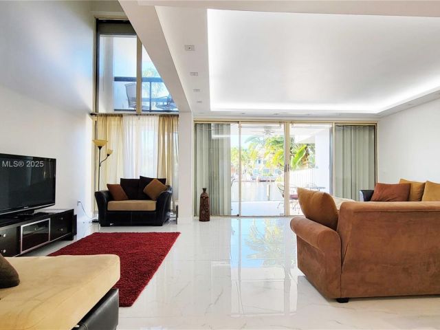 Продажа дома по адресу 369 Poinciana Dr 1115 - фото 5572317