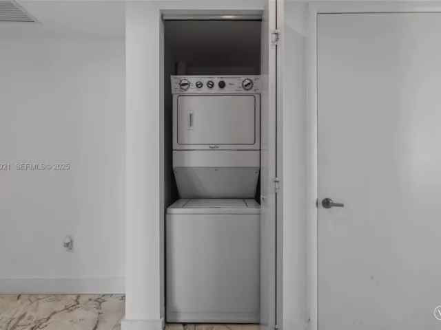 Продажа квартиры #4402 - фото 6697636