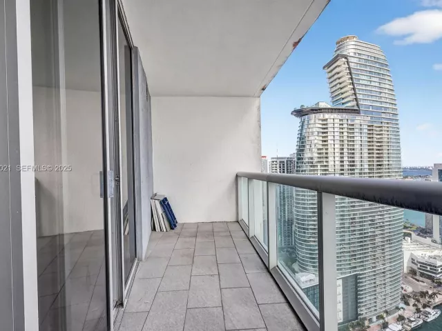 Продажа квартиры #4402 - фото 6697639