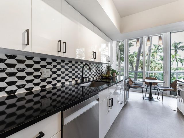 Продажа квартиры #304 - фото 5545104