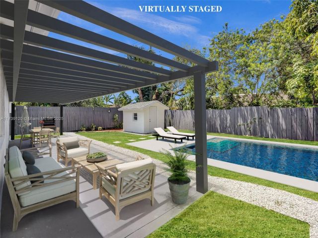 Продажа дома по адресу 1609 NW 7th Ter - фото 5816902