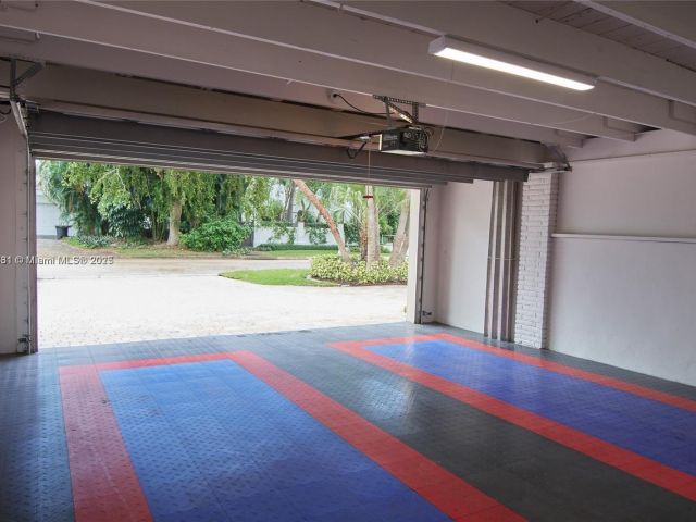 Дом в аренду по адресу 1223 Seminole Dr - фото 5569027