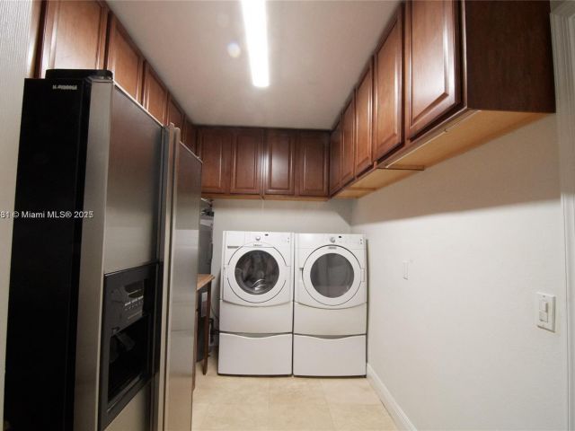 Дом в аренду по адресу 1223 Seminole Dr - фото 5569028