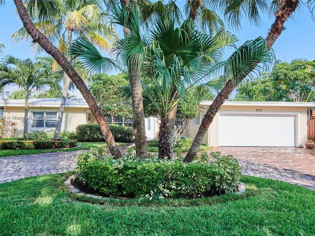 Дом в аренду по адресу 1223 Seminole Dr - фото 5569040