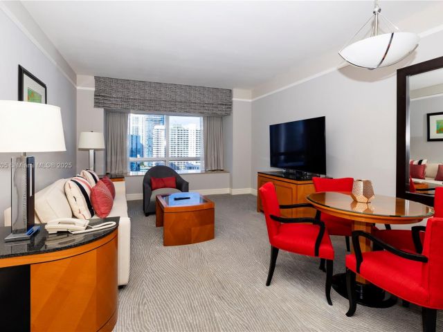 Продажа квартиры #3010 - фото 5613168