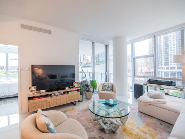 Продажа квартиры #811 - фото 5639698