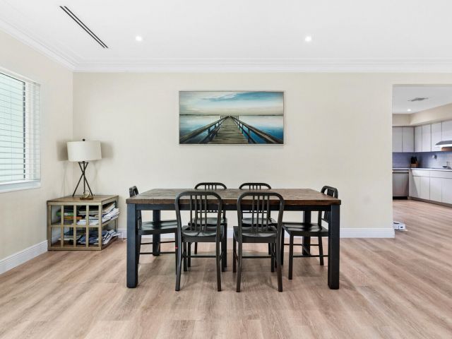 Продажа дома по адресу 2715 NE 23rd Court - фото 5542618