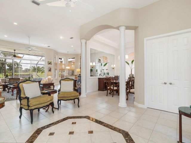 Продажа дома по адресу 6690 Oakmont Way - фото 5763750