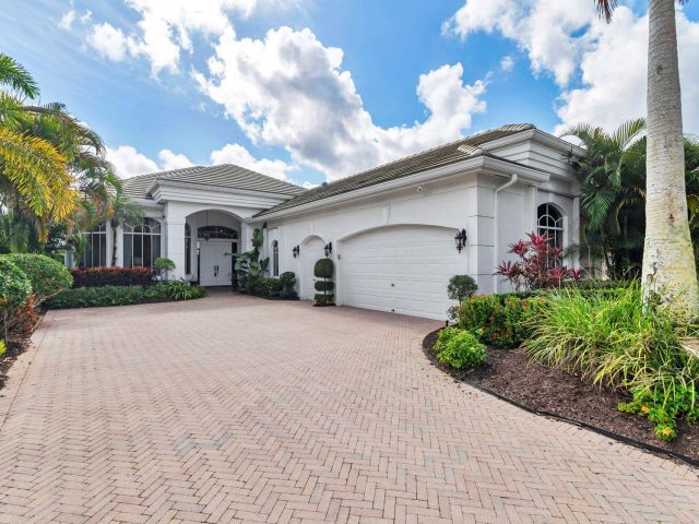 Продажа дома по адресу 6690 Oakmont Way - фото 5763756