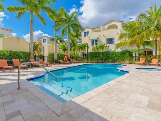 Продажа дома по адресу 1799 NW 124th Way 1799 - фото 5715230