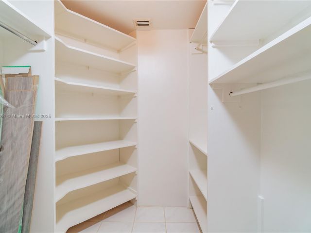 Продажа квартиры #1513 - фото 5689759