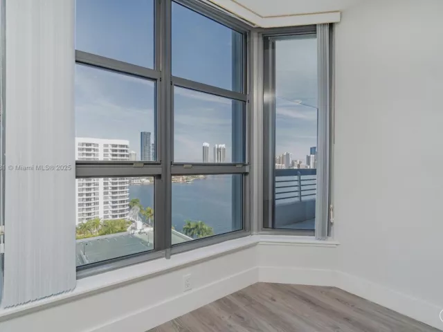 Продажа квартиры #1513 - фото 5689757