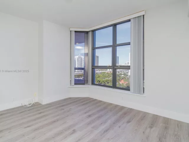 Продажа квартиры #1513 - фото 5689753