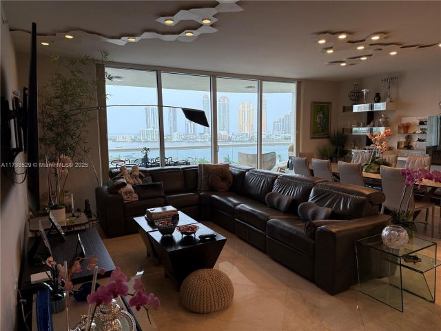 Квартира в аренду номер1102 - фото 6151202