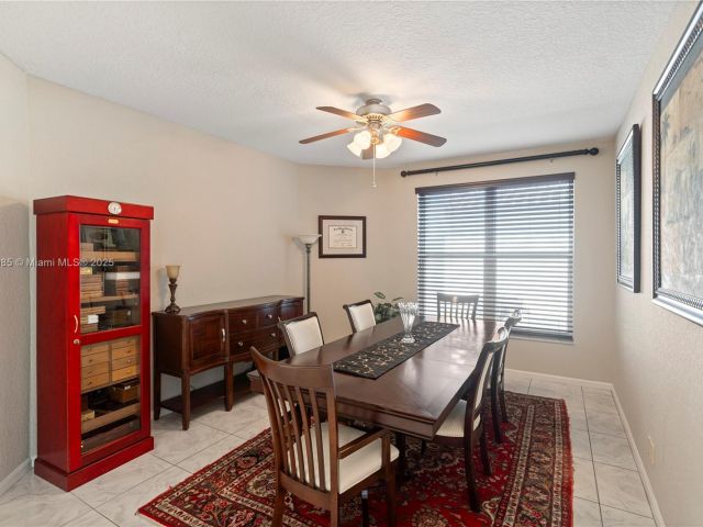 Продажа дома по адресу 1113 SW 156th Ter - фото 5548696