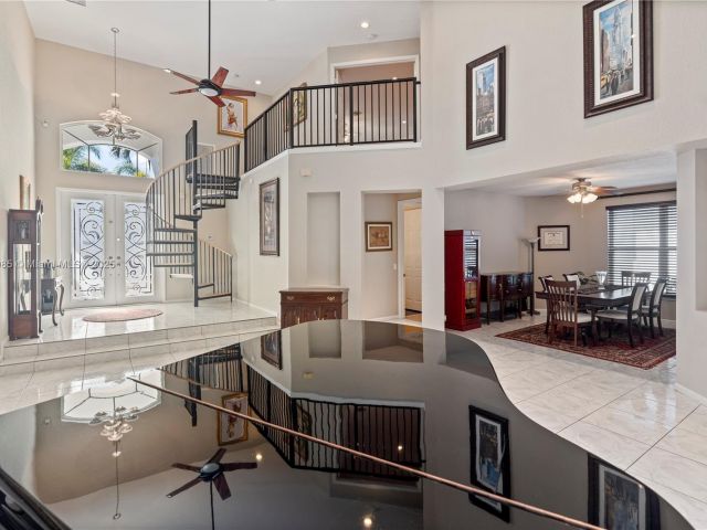 Продажа дома по адресу 1113 SW 156th Ter - фото 5548699