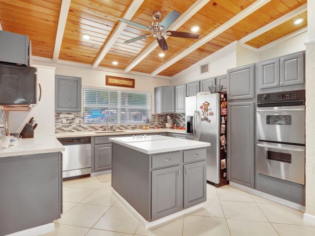 Продажа дома по адресу 2443 Andros Lane - фото 6452832