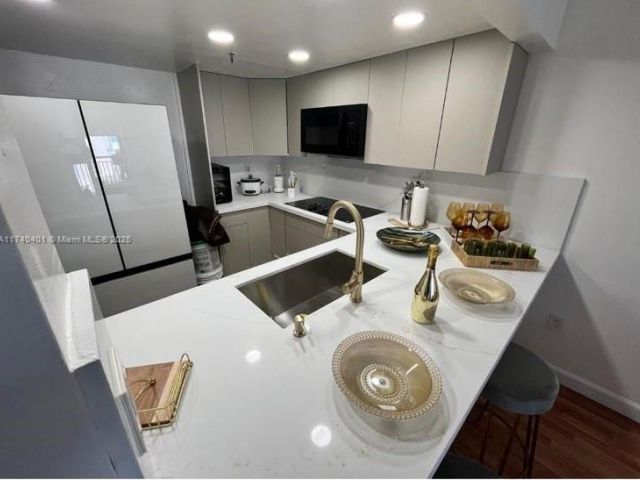 Продажа квартиры #728 - фото 5623431