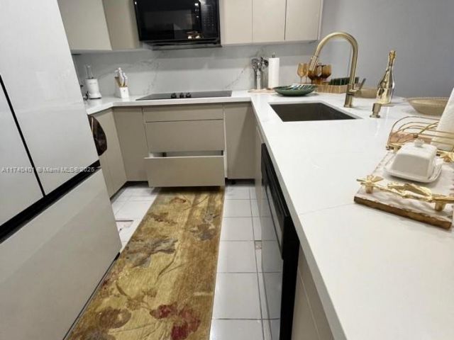 Продажа квартиры #728 - фото 5623432