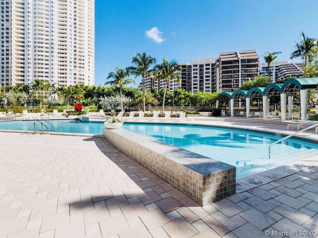 Квартира в аренду номер600 - фото 5625178