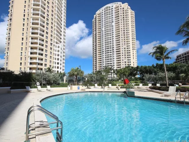 Квартира в аренду номер600 - фото 5625195