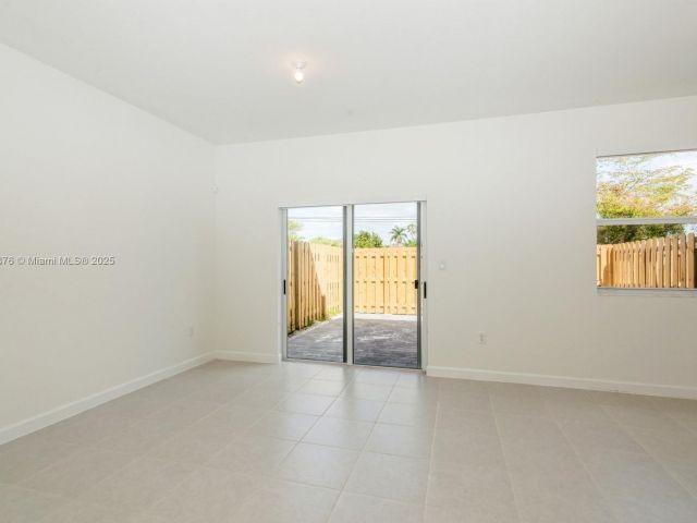 Продажа дома по адресу 16207 SW 288th Ter - фото 5869174