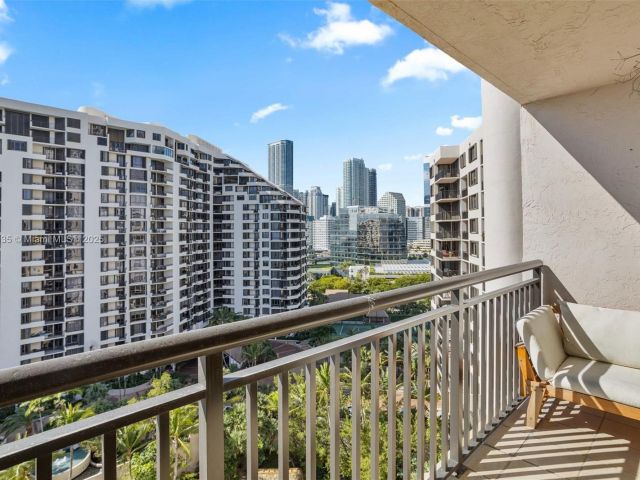 Продажа квартиры #1519 - фото 5623261